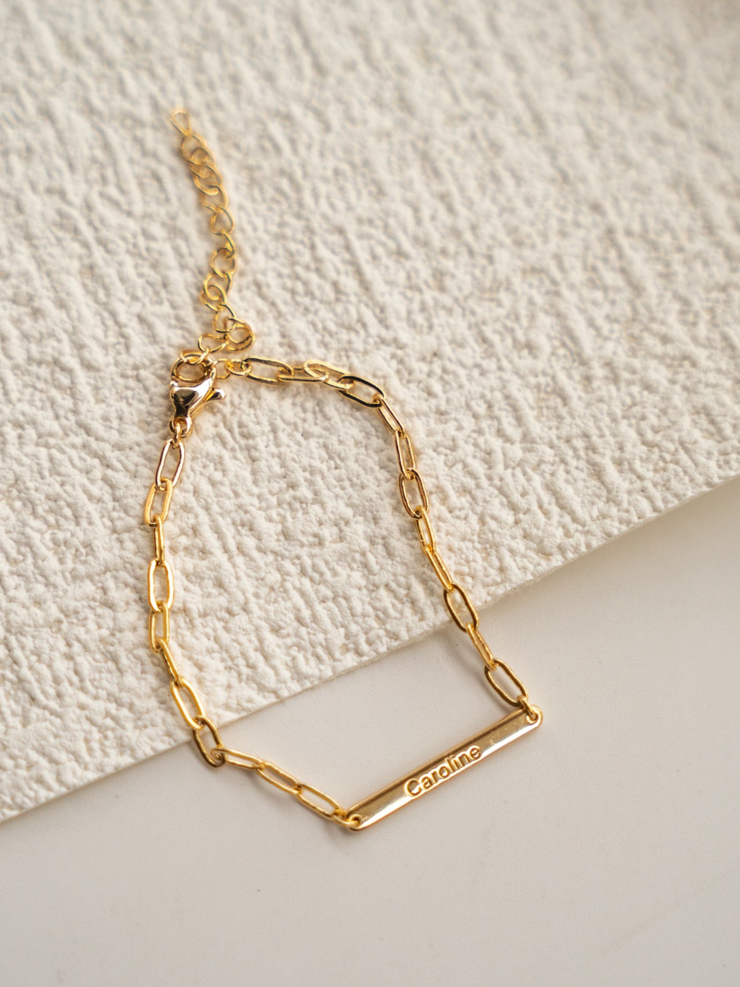 "L'Âme Éternelle en Lettres" Personalized Letter Bracelet 18K Letter Customized Bracelet