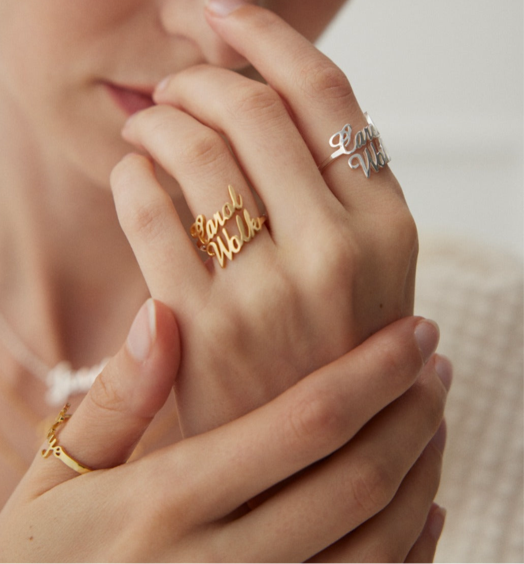 "L'Âme Éternelle en Lettres" Personalized Letter Ring 18K