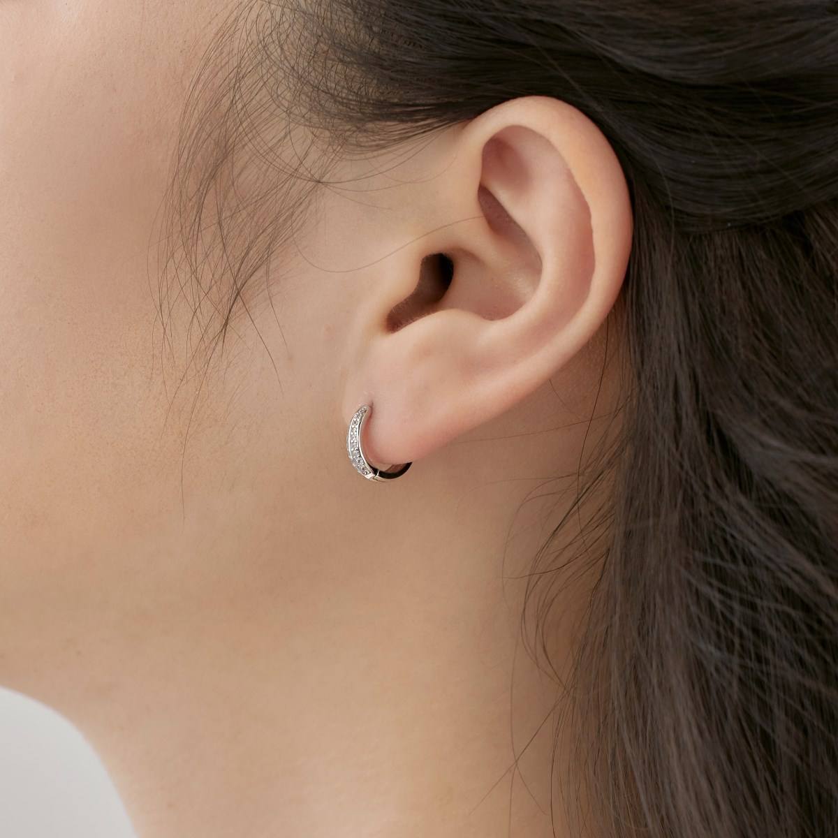 "Luminous Hoop" dazzling hoop earrings DY110314