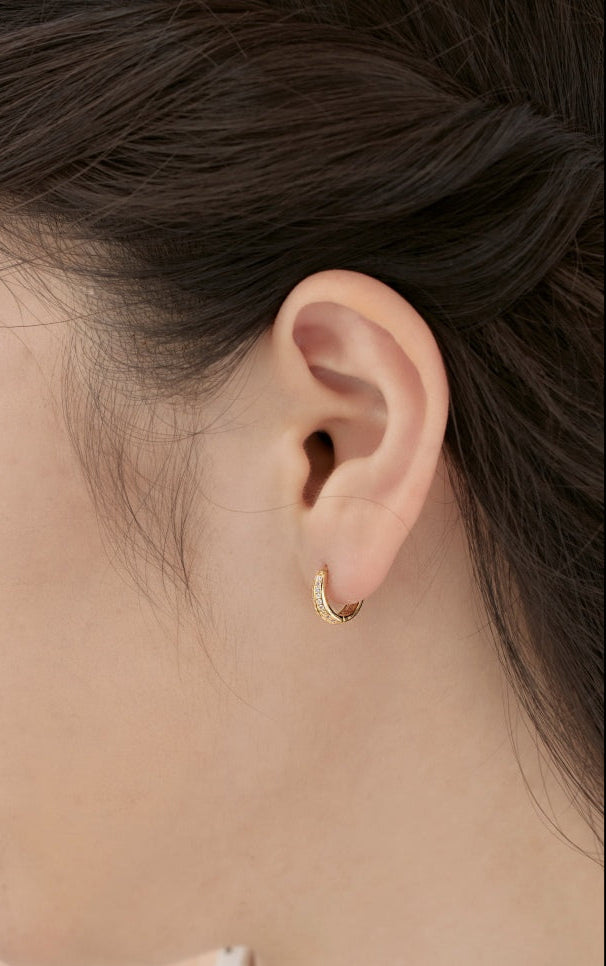 "Luminous Hoop" dazzling hoop earrings DY110314