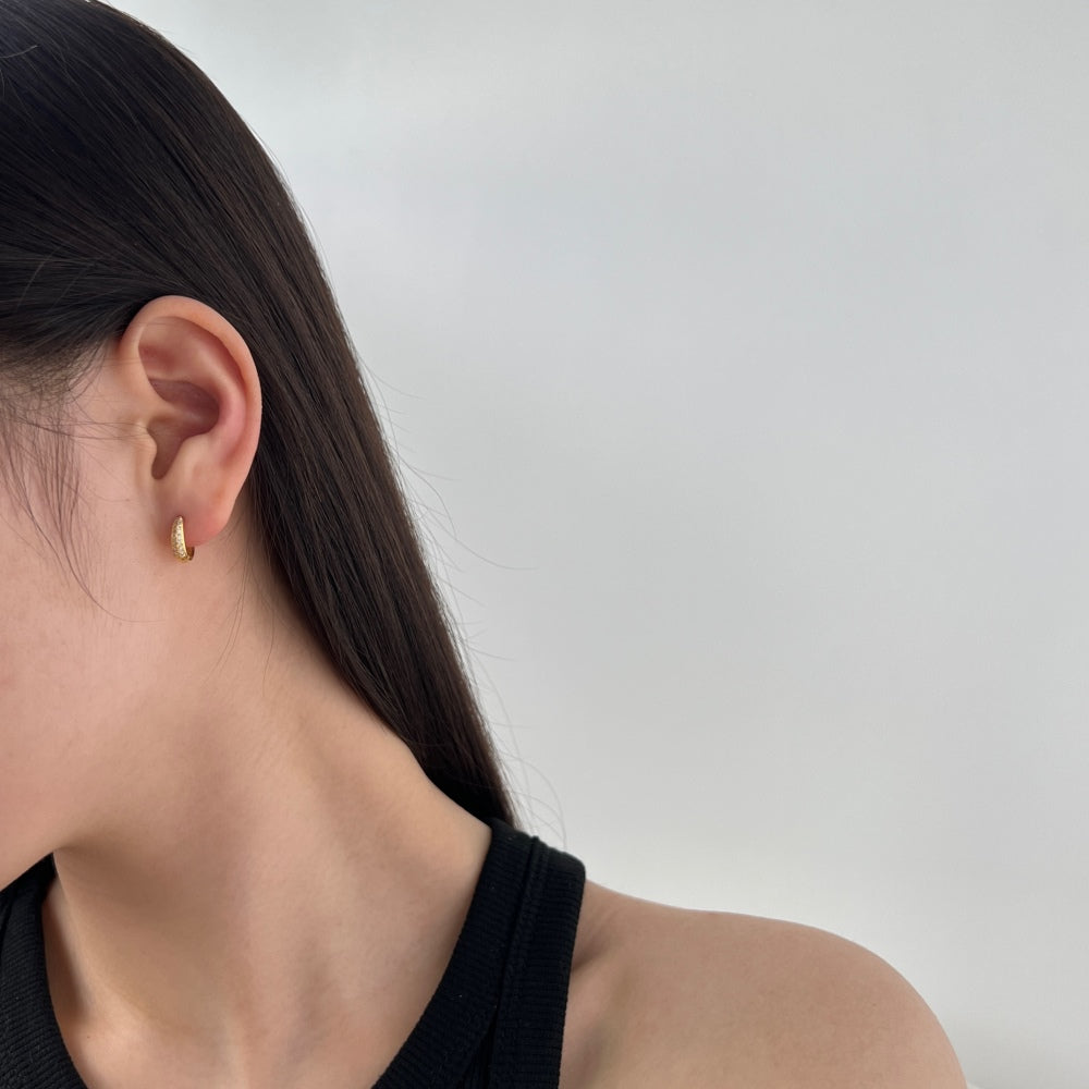 "Luminous Hoop" dazzling hoop earrings DY110314