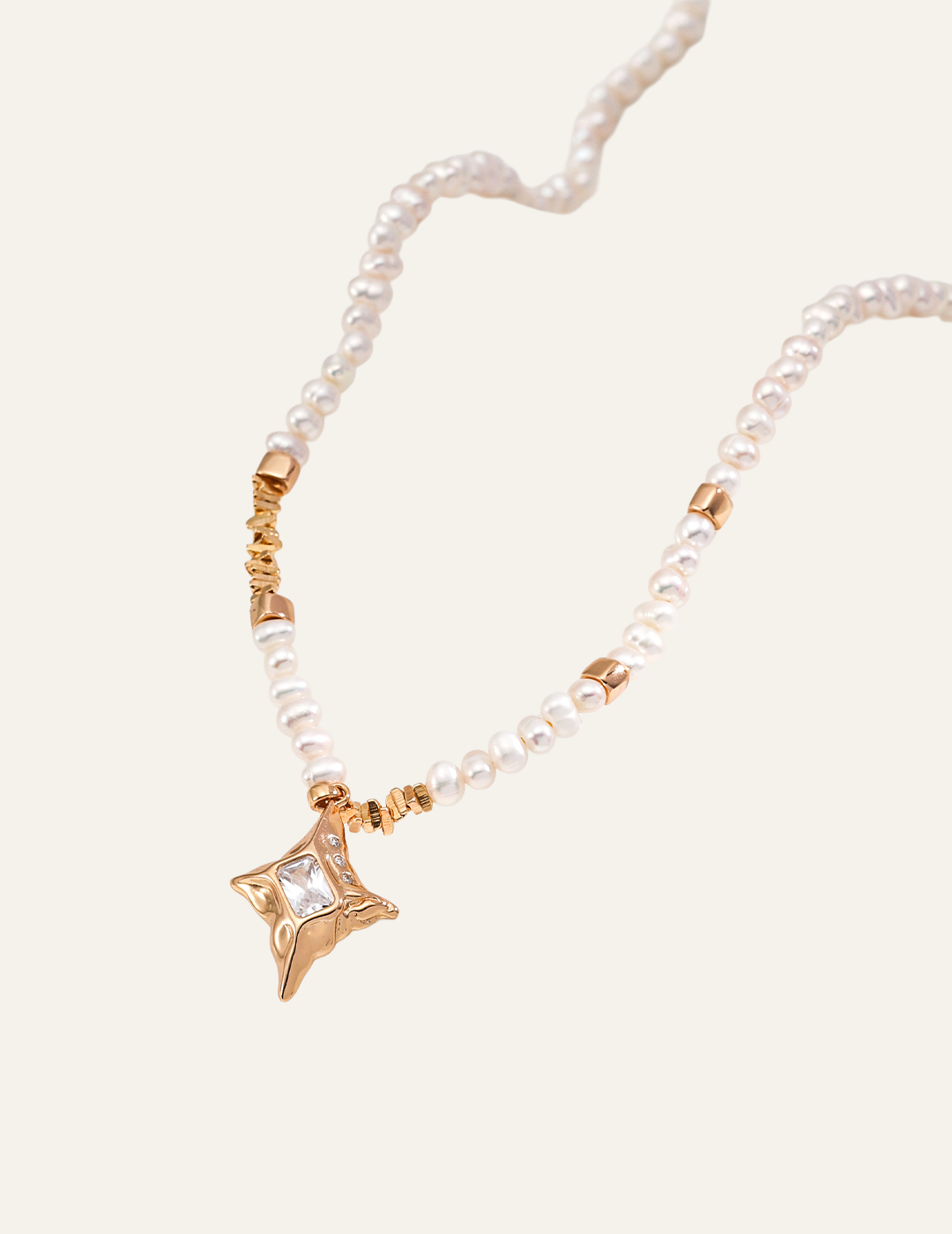 Éclat de Perle silver and pearl necklace