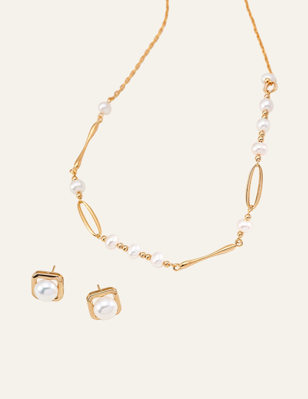 Perle Élégante Flowing Natural Pearl Necklace