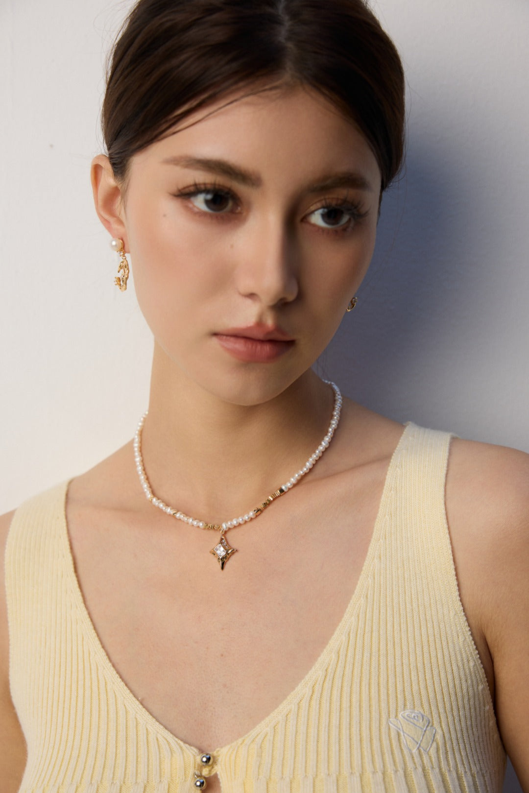 Éclat de Perle silver and pearl necklace