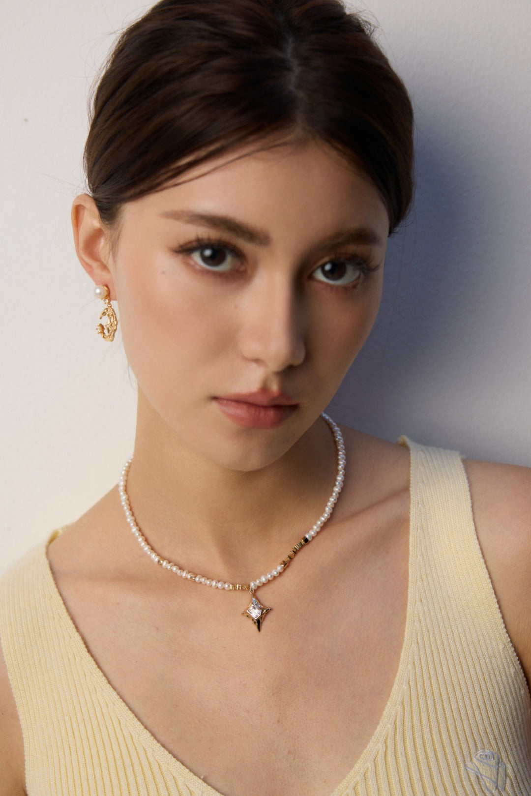 Éclat de Perle silver and pearl necklace