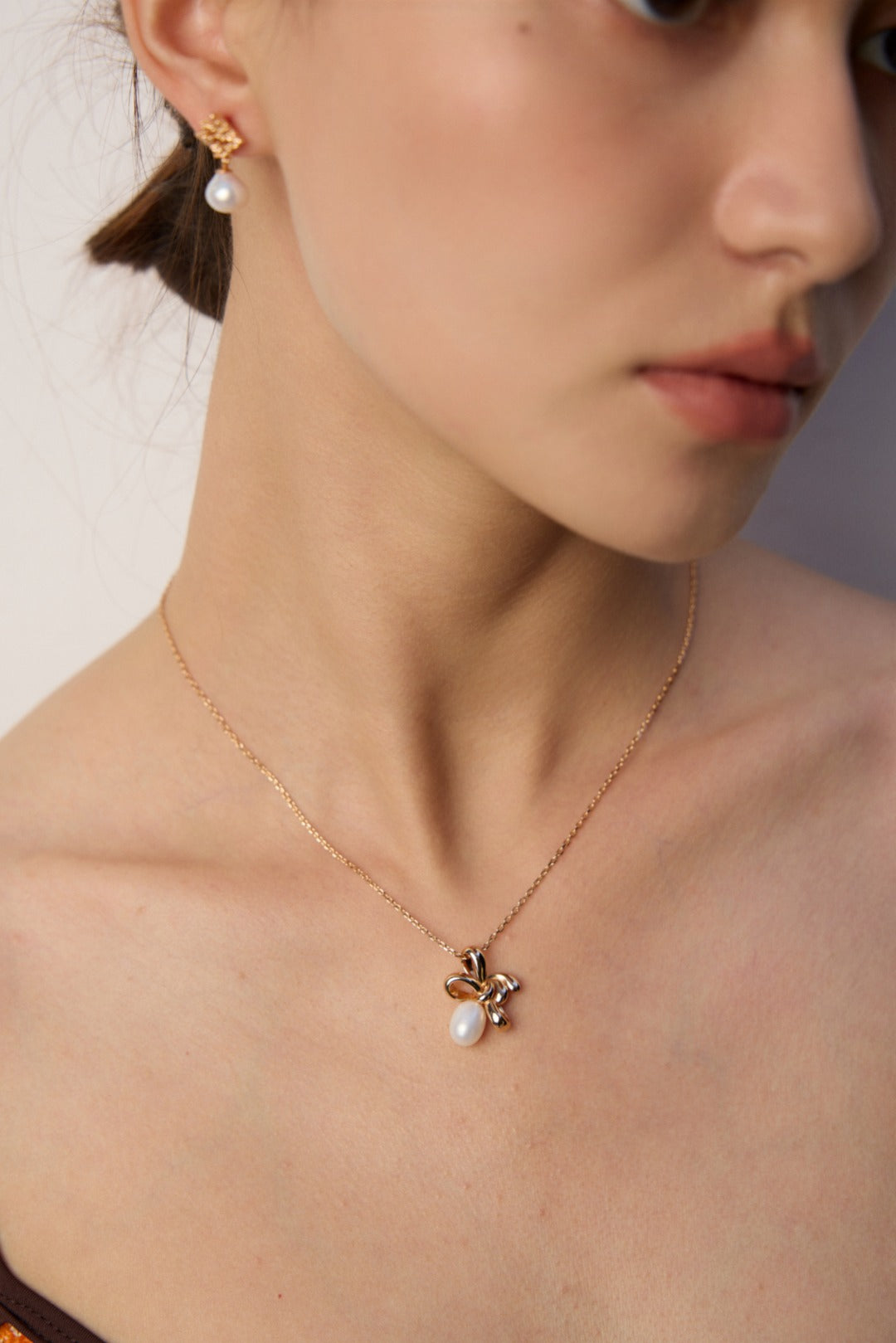 Nœud de Perle pearl bow necklace