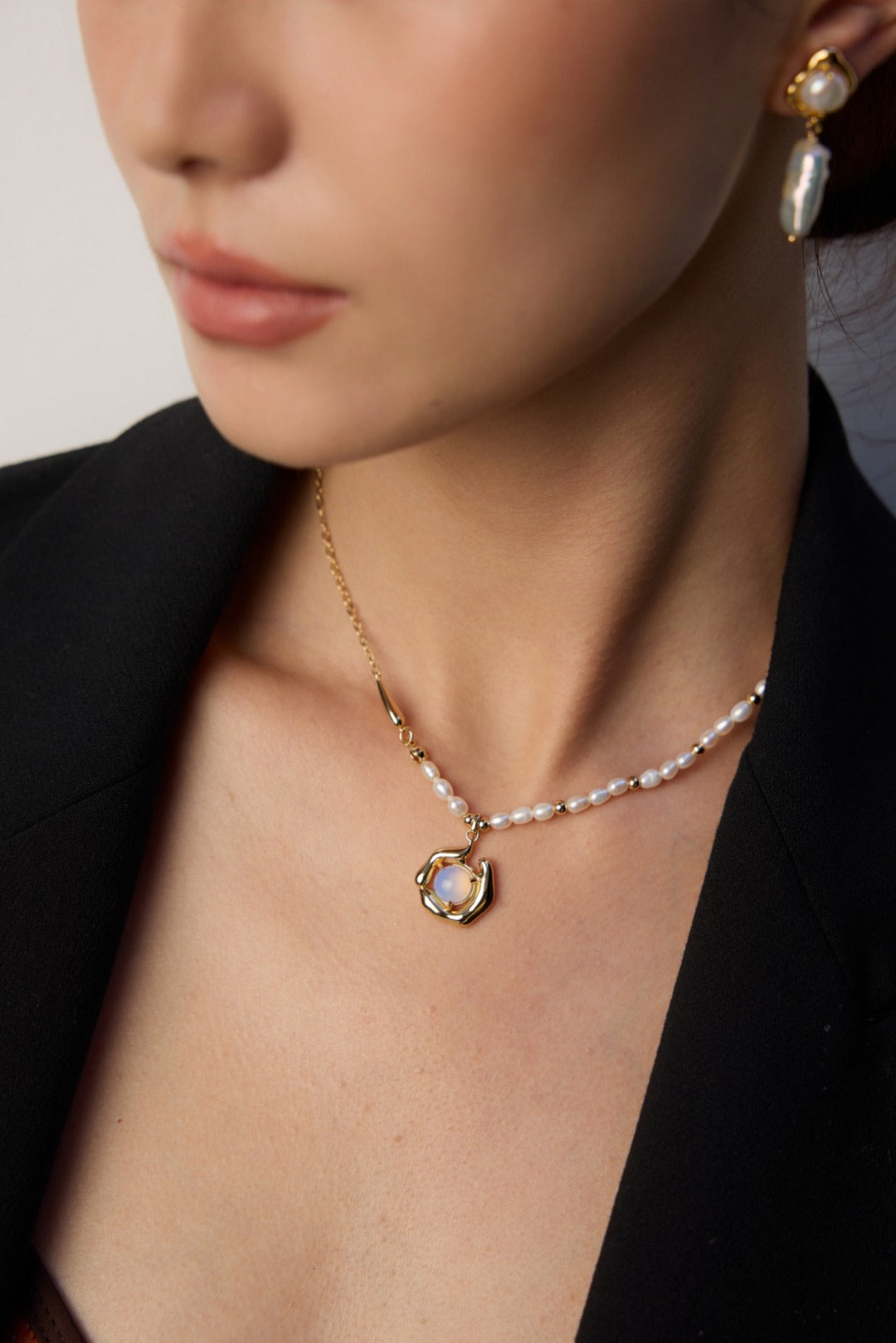 Oasis de Lumière lake opal pearl necklace