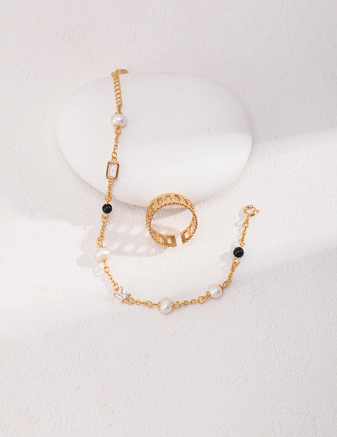 Élégance Naturelle Natural Elegance Bracelet/Necklace