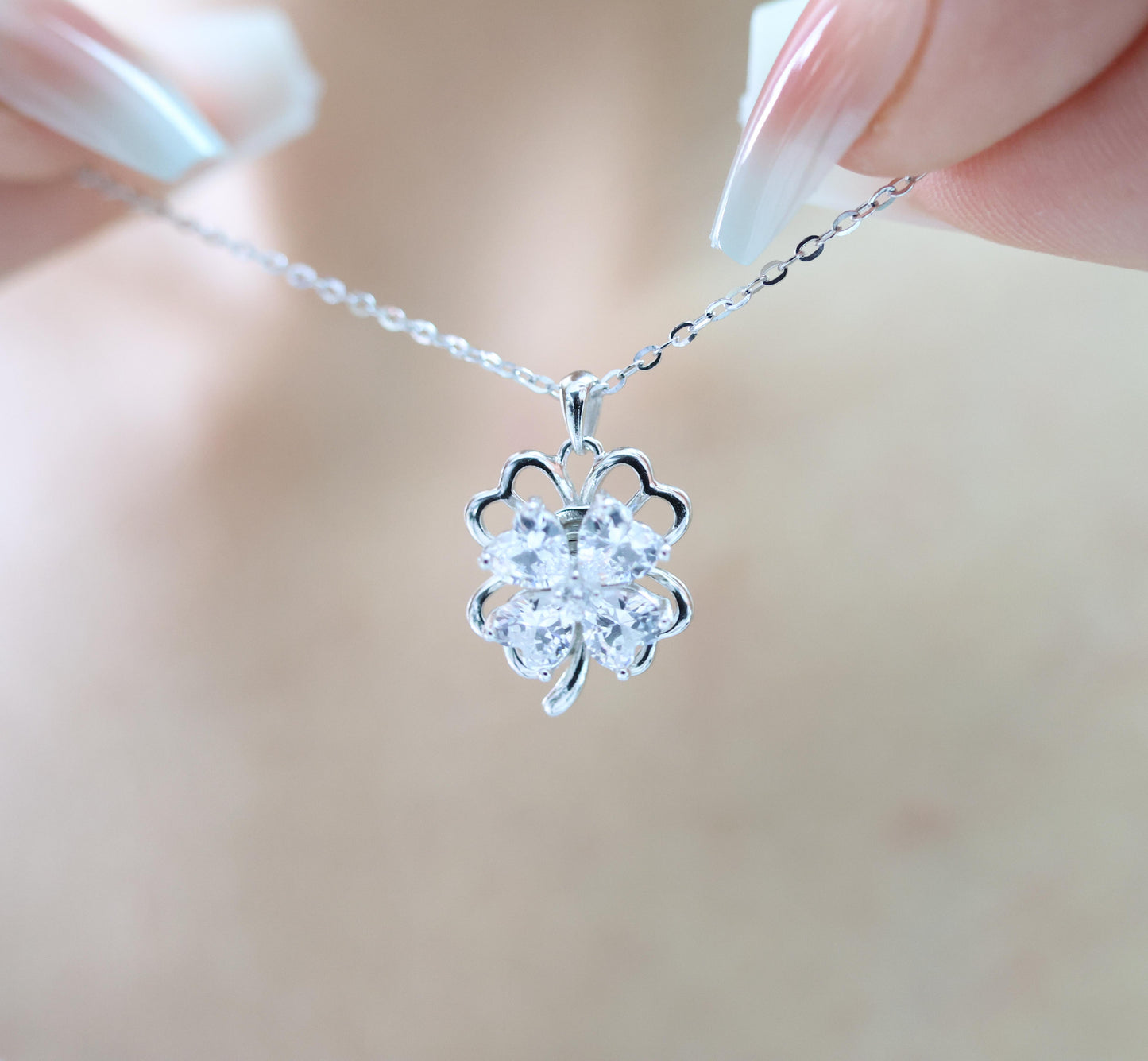 Lucky Clover Revolve Overture Necklace 🍀Rotatable lucky clover necklace KRN42