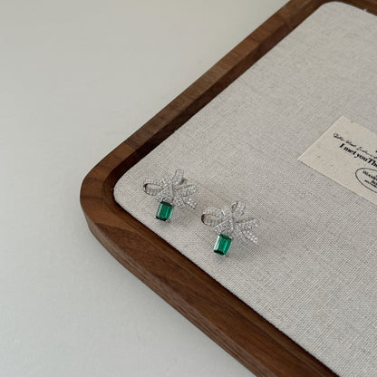 「Verdant Bow」Emerald Bow Earrings